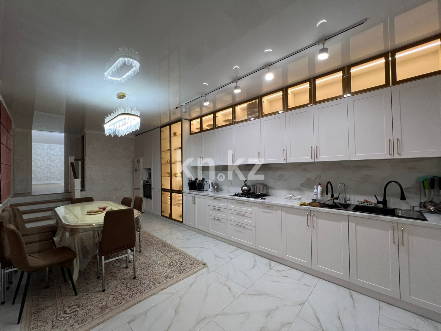 Продажа 7-комнатного дома, 515 м², Косшы, ул.Кобланды батыра - Продажа квартир в Акмолинской области фото 28 из 39