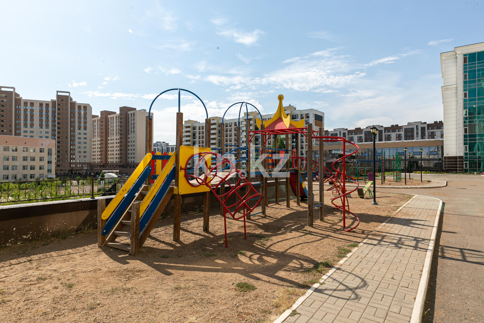 Продажа 2-комнатной квартиры, 108 м², ул. Айтеке би, дом  16 в Астане - фото 14