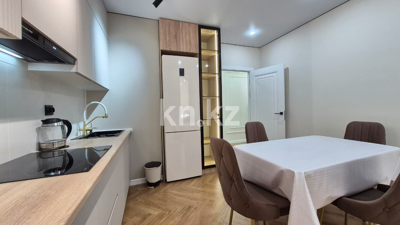 Аренда 2-комнатной квартиры, 64 м² - Аренда двухкомнатных квартир помесячно в Атырау фото 12 из 32