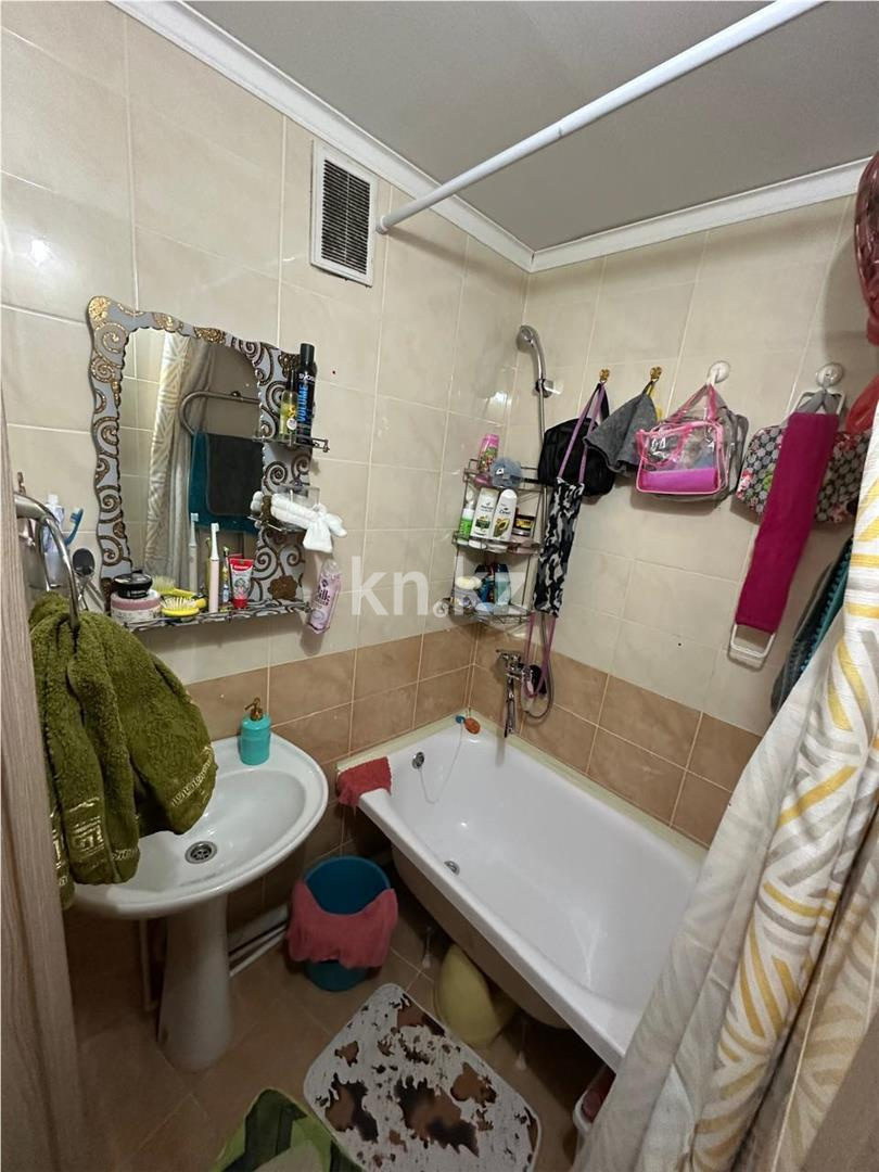 Продажа 2-комнатной квартиры, 44 м², ул. Орлова, дом  107 в Караганде - фото 4