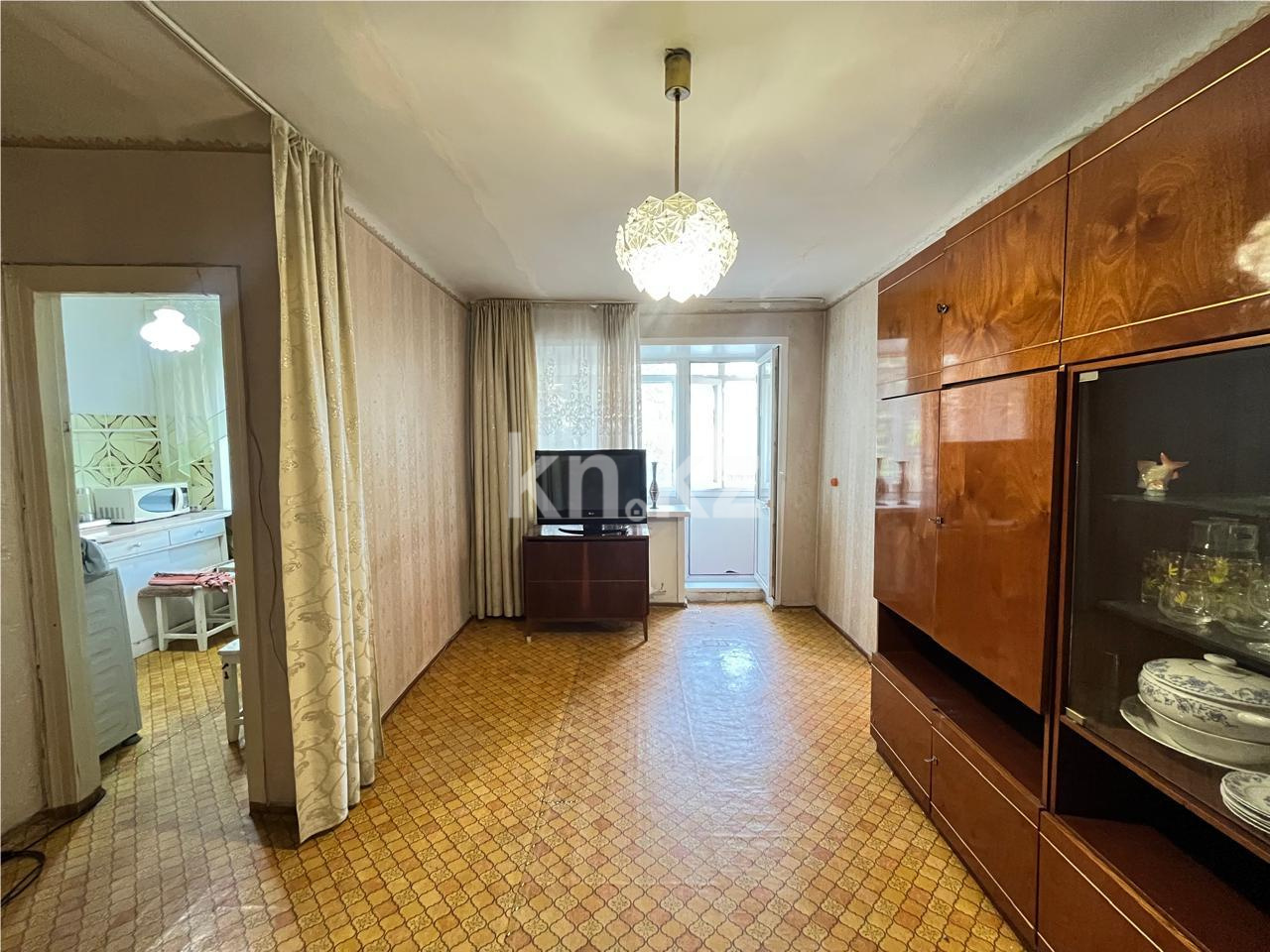 Продажа 2-комнатной квартиры, 42 м², ул. Алиханова, дом  10 - Продажа квартир в Караганде фото 1 из 10