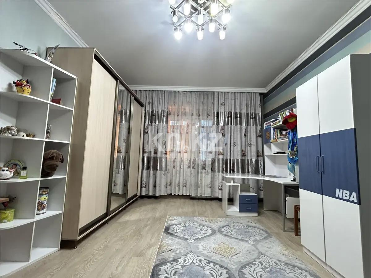 Продажа 3-комнатной квартиры, 118 м², пр. Абая, дом  150/230 в Алматы - фото 2
