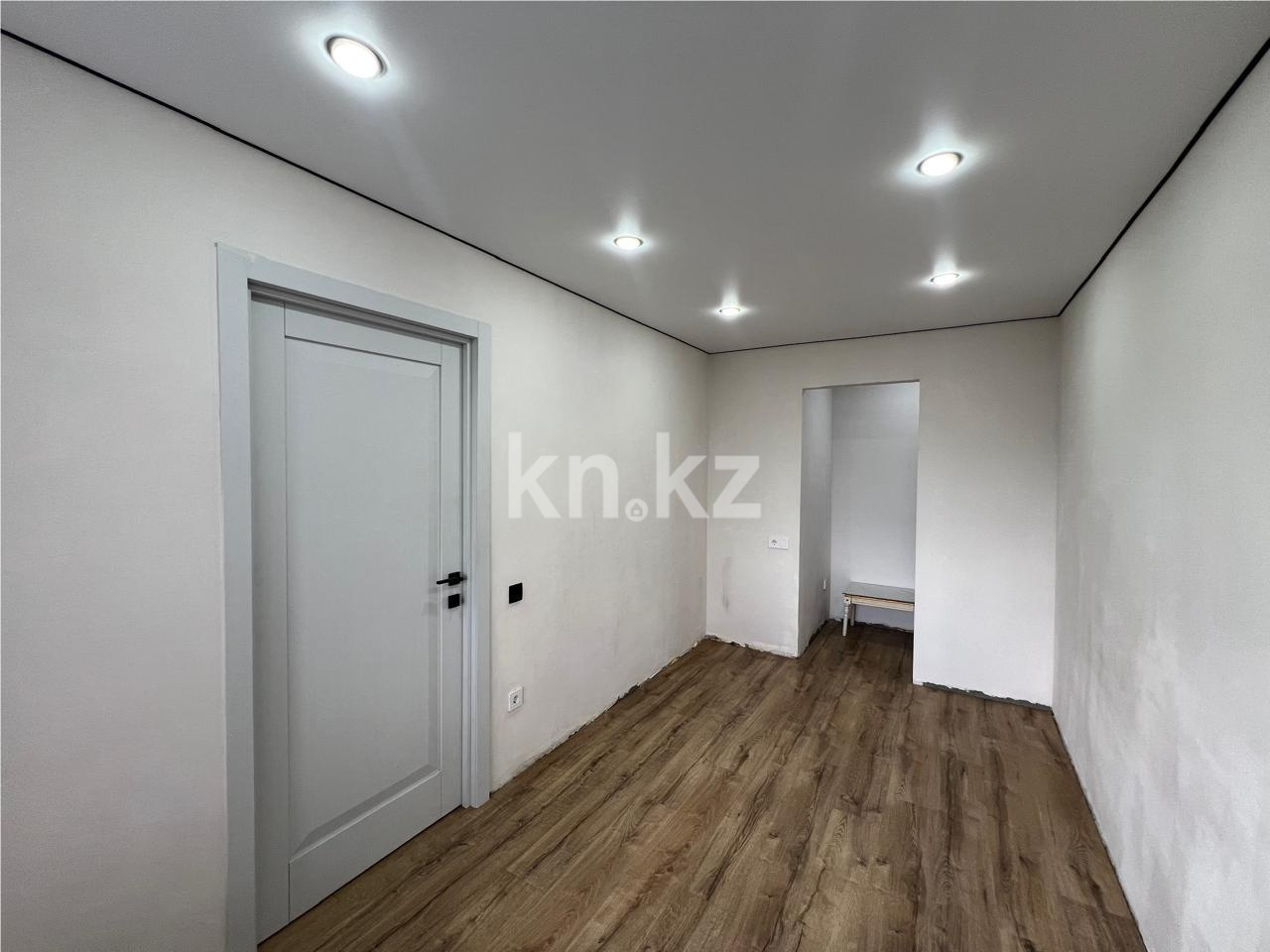 Продажа 2-комнатной квартиры, 44 м² - Продажа квартир в Городе Караганды - страница 2 фото 4 из 12