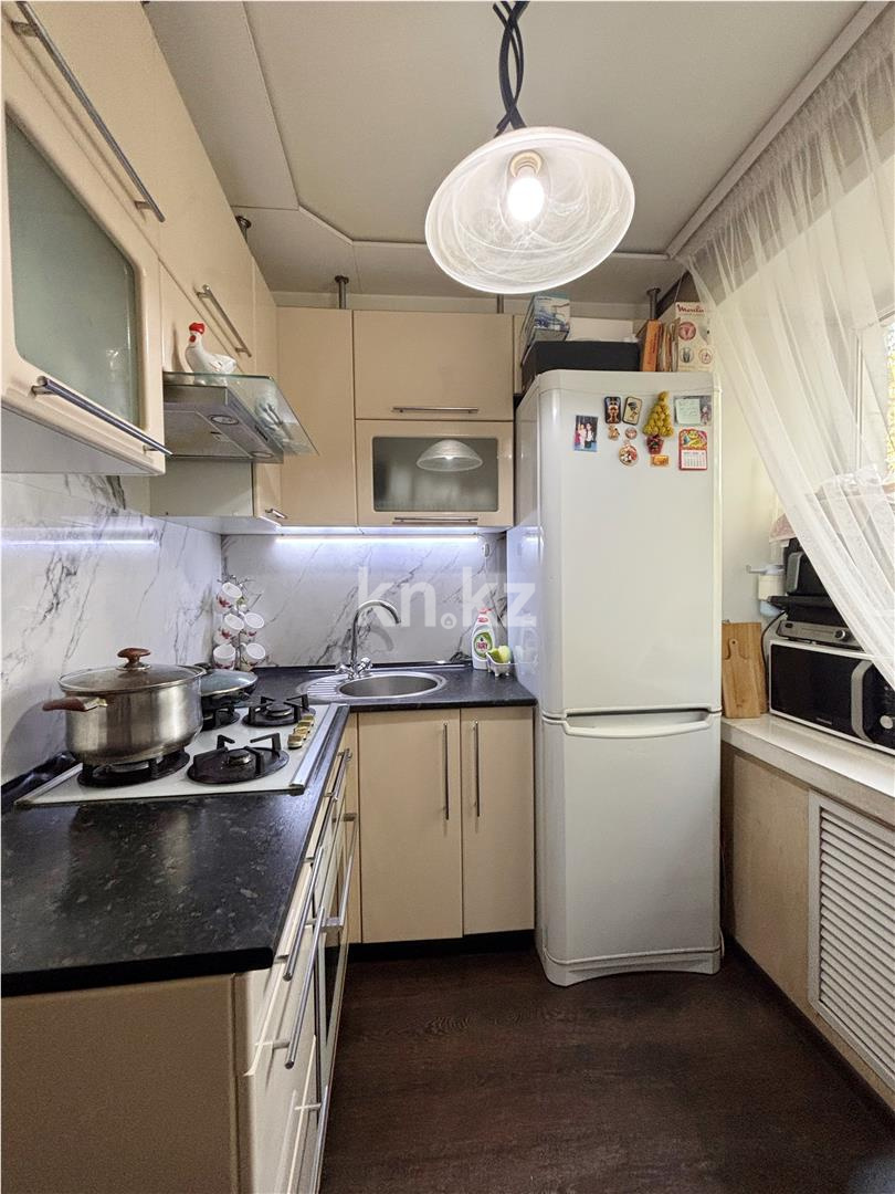 Продажа 3-комнатной квартиры, 57 м², ул. Крылова, дом  11 в Караганде - фото 9