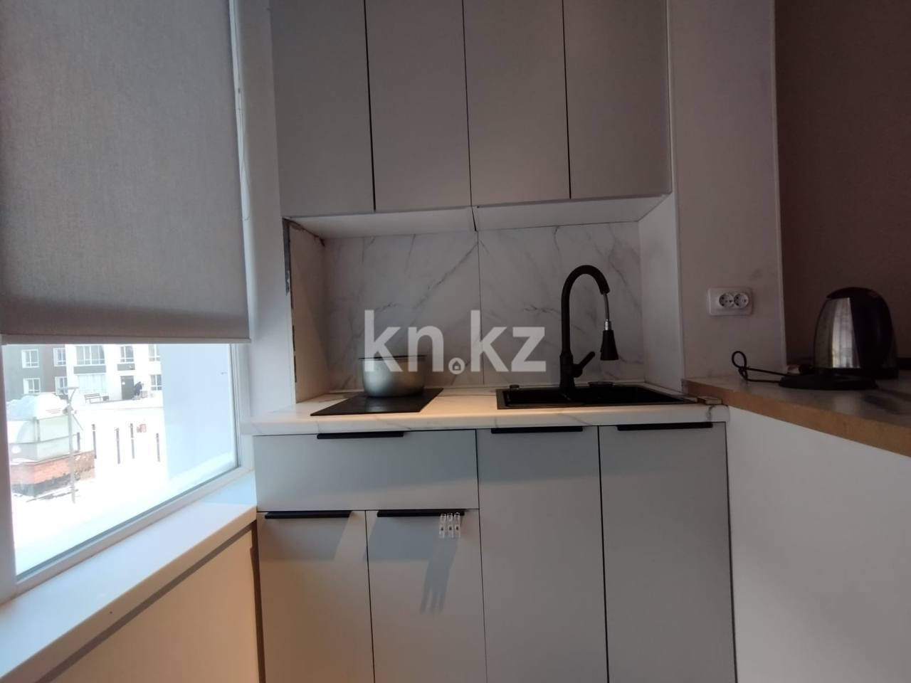 Аренда 1-комнатной квартиры, 42 м², ул. Нажимеденова, дом  64 - Аренда  однокомнатных квартир помесячно в Астане с фото фото 1 из 8