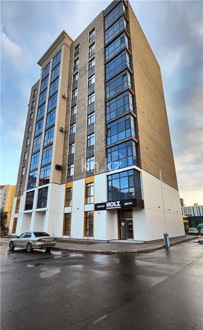 Продажа 2-комнатной квартиры, 71 м², пр. Строителей - Продажа  двухкомнатных квартир в Караганде фото 1 из 13