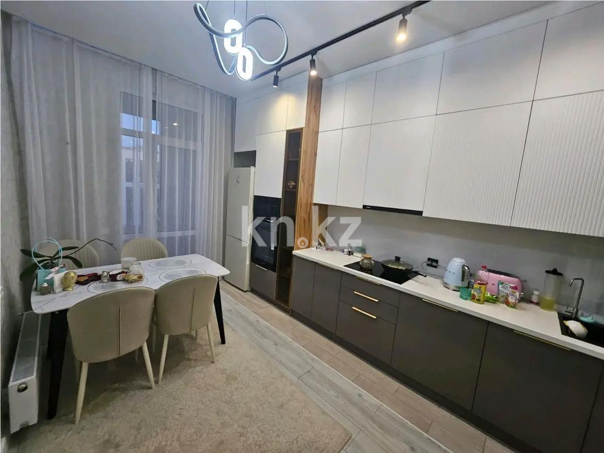 Продажа 3-комнатной квартиры, 96 м², ул. Байтурсынова, дом  10/2 в Астане - фото 2