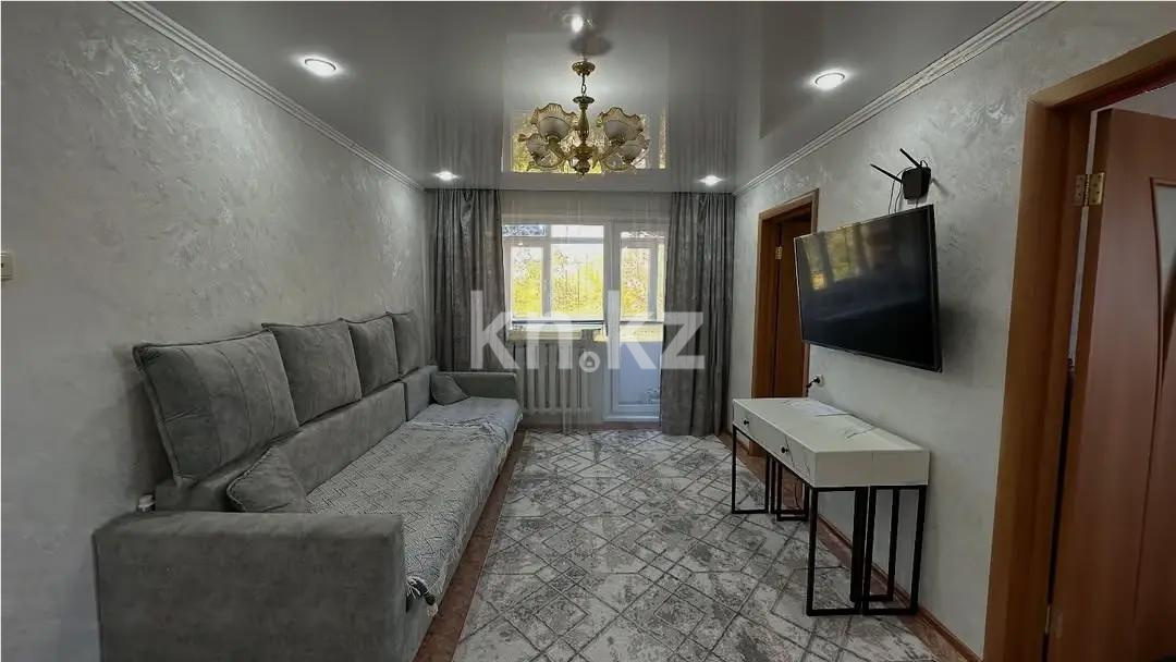 Продажа 3-комнатной квартиры, 47 м², ул. Ленинградская, дом  75а - Продажа  трехкомнатных квартир в Шахтинске фото 1 из 5
