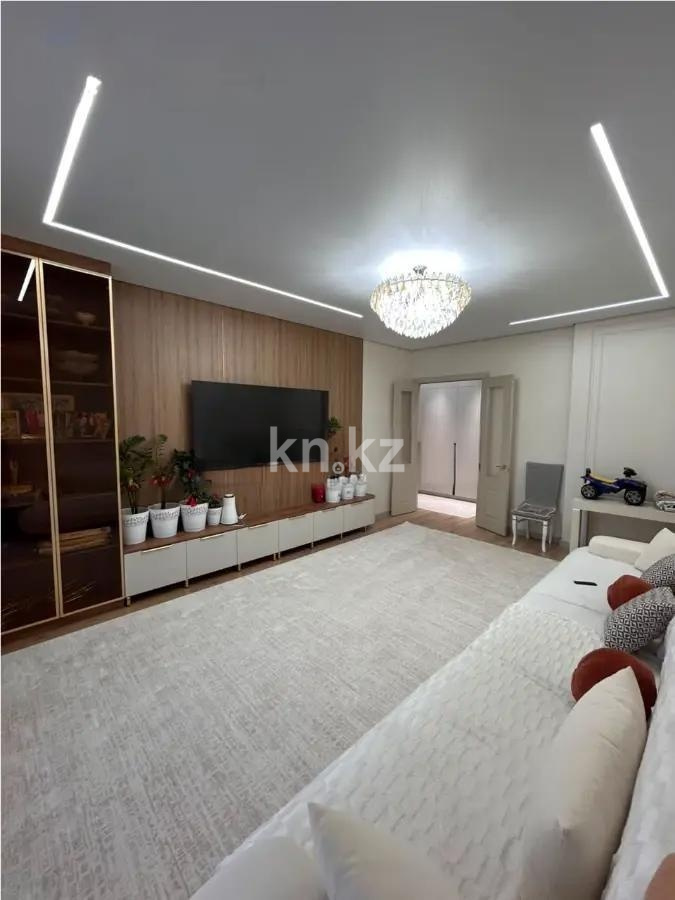 Продажа 4-комнатной квартиры, 114.7 м² - Продажа четырехкомнатных квартир в блочном доме в Казахстане фото 1 из 3