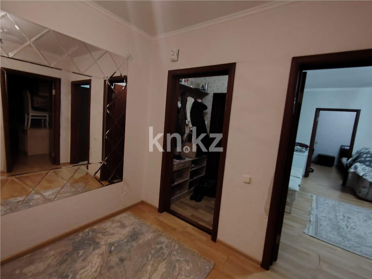 Продажа 4-комнатной квартиры, 76 м², ул. Таттимбета - Продажа квартир в Караганде фото 16 из 19