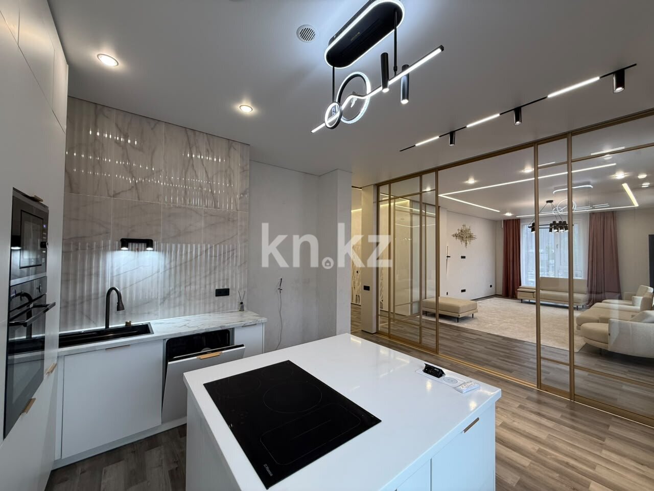 Продажа 4-комнатной квартиры, 145 м² в Астане - фото 11