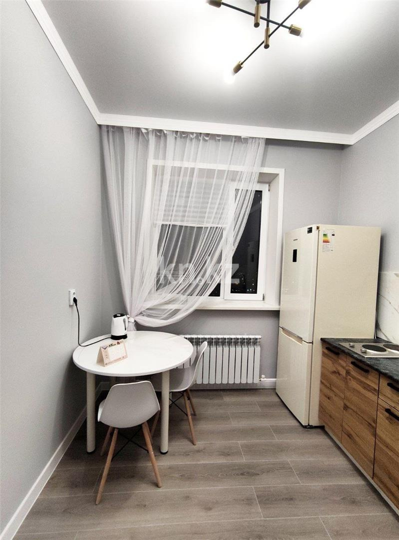 Продажа 2-комнатной квартиры, 54 м², ул. Дюсембекова - Продажа  двухкомнатных квартир в Караганде фото 7 из 12