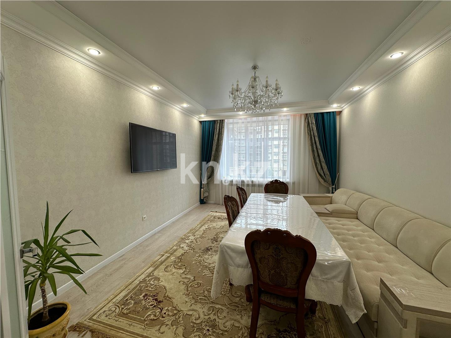 Продажа 4-комнатной квартиры, 100 м², мкр-н Степной-3, дом  1/4а - Продажа  четырехкомнатных квартир в Караганде с фото фото 1 из 21