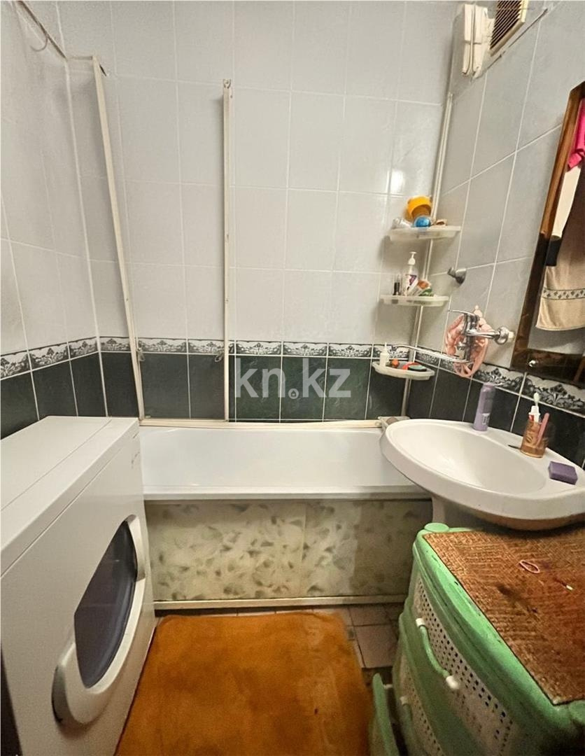 Продажа 3-комнатной квартиры, 69 м² - Продажа квартир в панельном доме в Темиртау - страница 3 фото 5 из 8