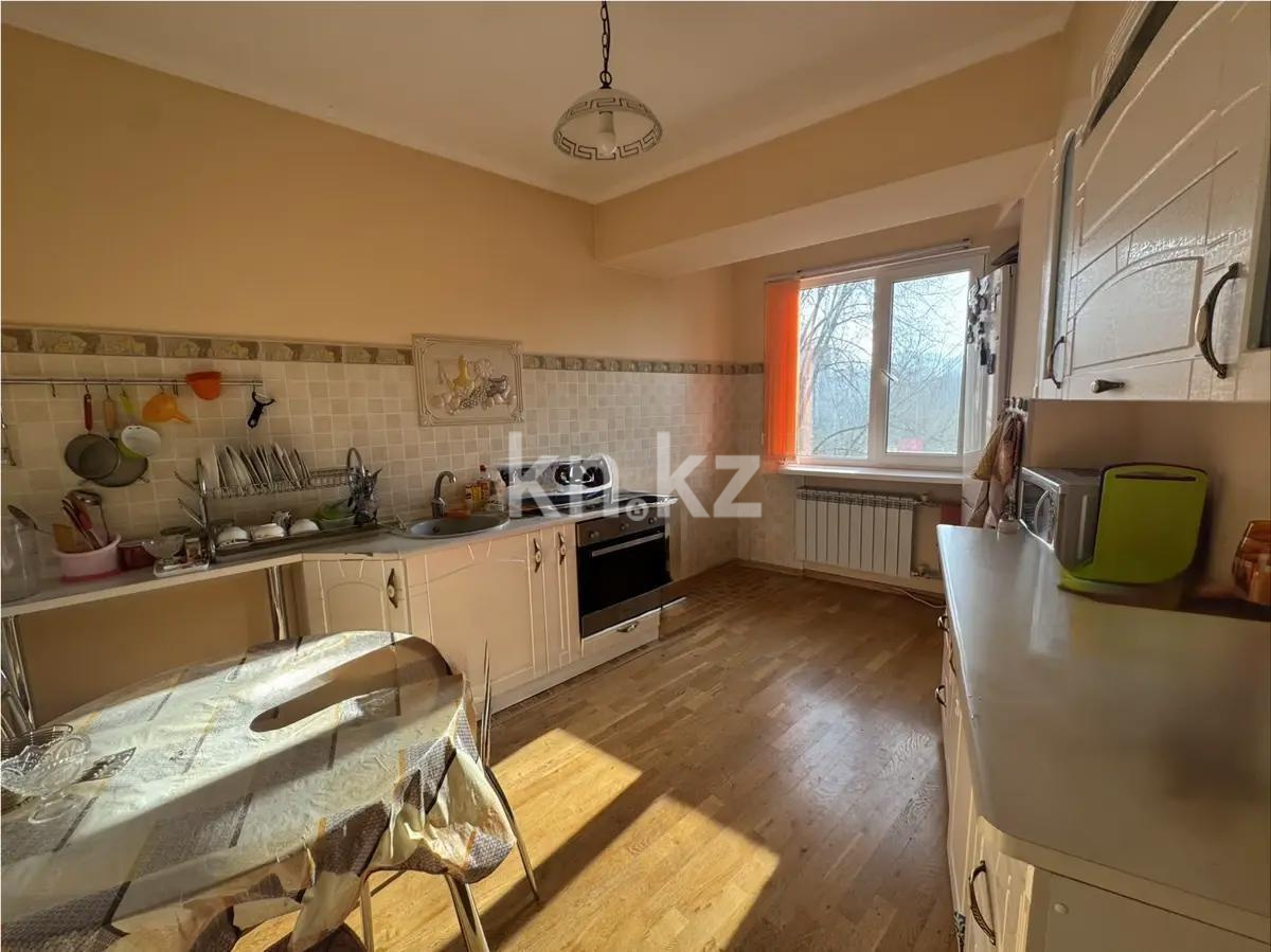 Продажа 4-комнатной квартиры, 100 м², ул. Желтоксан, дом  137 - Продажа  четырехкомнатных квартир в Алматы без посредников фото 5 из 8