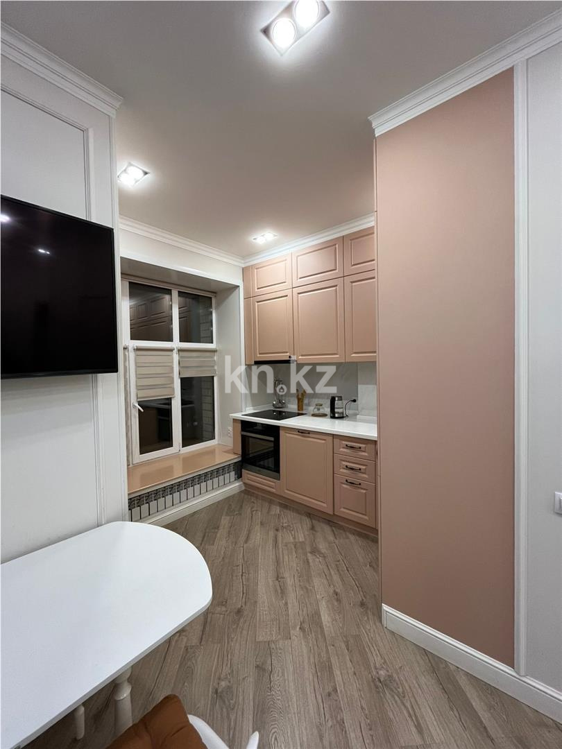 Продажа 1-комнатной квартиры, 41 м², пр. Шахтеров - Продажа  однокомнатных квартир в Караганде фото 3 из 14