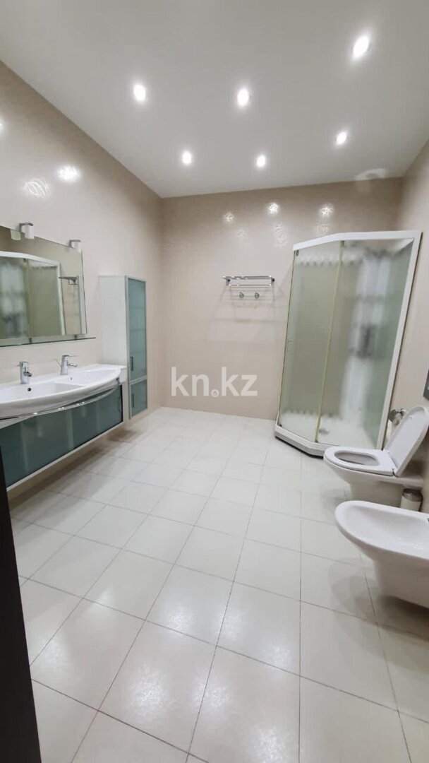 Продажа 4-комнатной квартиры, 220 м² в Алматы - фото 4