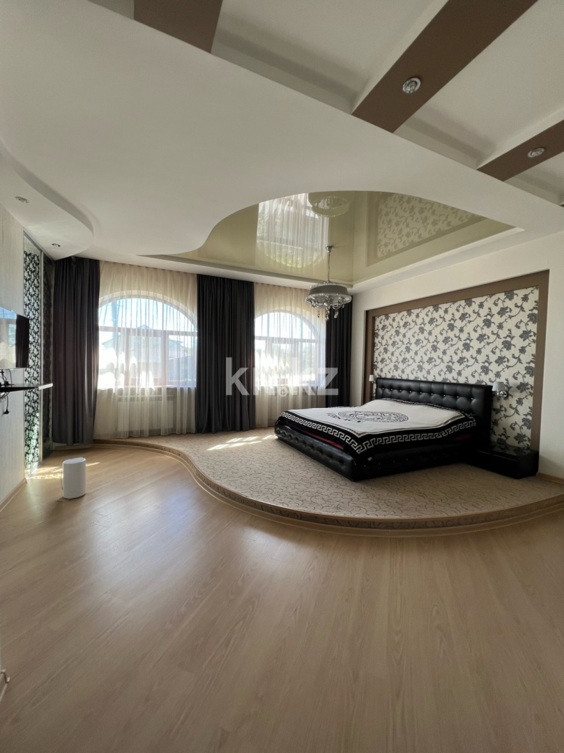 Продажа 7-комнатного дома, 474 м², ул. Комиссарова - Продажа домов и коттеджей в Караганде без посредников фото 24 из 40