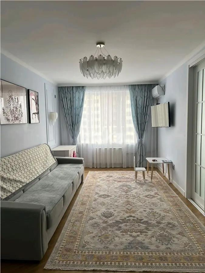Продажа 2-комнатной квартиры, 70 м², пр. Райымбека, дом  210/7 в Алматы