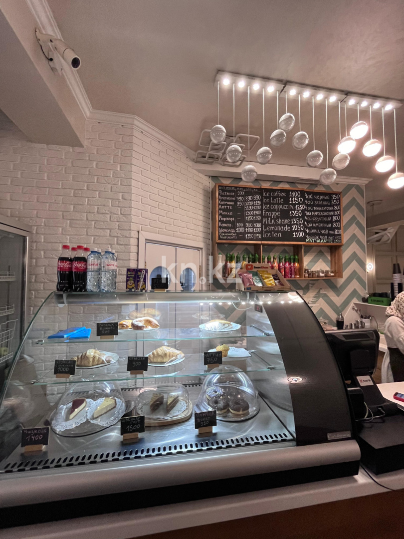 Продажа , 100 м², мкр. Аксай-4, дом  119 - ул. Жубанова - Продажа офисных и торговых помещений в Алматы без посредников фото 3 из 9