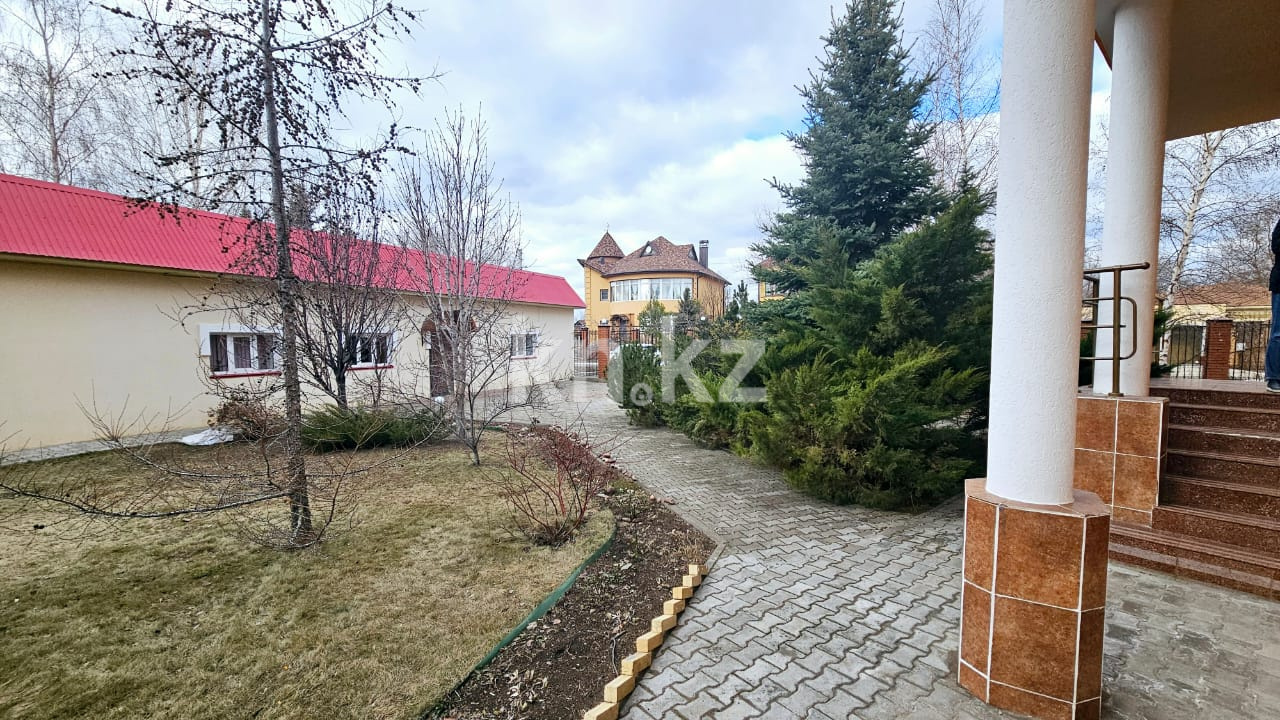 Продажа 7-комнатного дома, 379 м², мкр-н Самал-3 - Продажа домов, коттеджей в Уральске фото 11 из 28