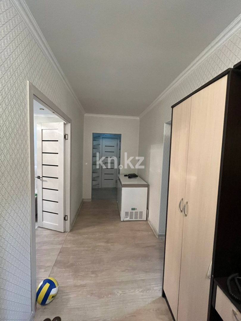 Продажа 4-комнатной квартиры, 84.6 м², мкр-н Голубые Пруды, дом  11 в Караганде - фото 2