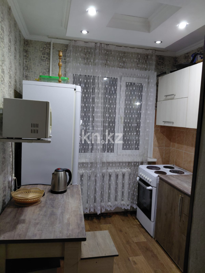 Аренда 2-комнатной квартиры, 44 м², ул. Рыскулова, дом  9 - Аренда квартир помесячно в Караганде фото 1 из 4