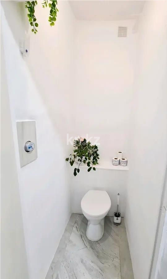 Продажа 2-комнатной квартиры, 47 м², ул. Победы, дом  113 - Продажа  двухкомнатных квартир в Караганде без посредников фото 5 из 6