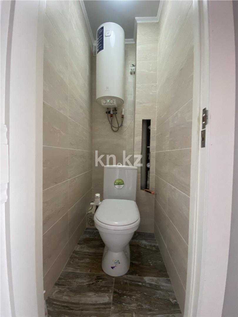 Продажа 3-комнатной квартиры, 63 м², ул. 9-й мкр. в Темиртау - фото 9