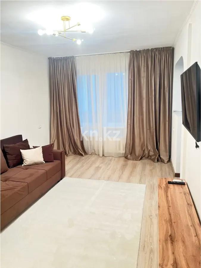 Продажа 1-комнатной квартиры, 32 м², ул. Казыбек би, дом  110 - Продажа квартир в Алматы фото 1 из 3