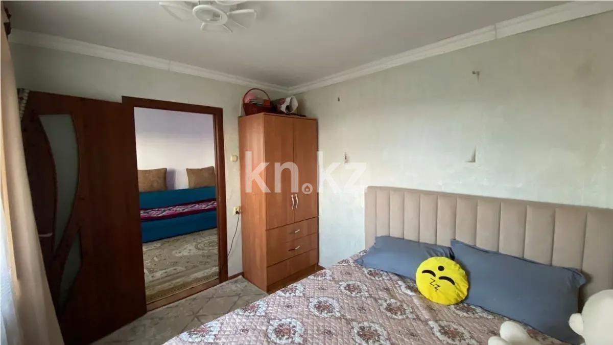 Продажа 3-комнатной квартиры, 49 м², мкр-н 15, дом  2 - Продажа квартир в Караганде фото 2 из 5