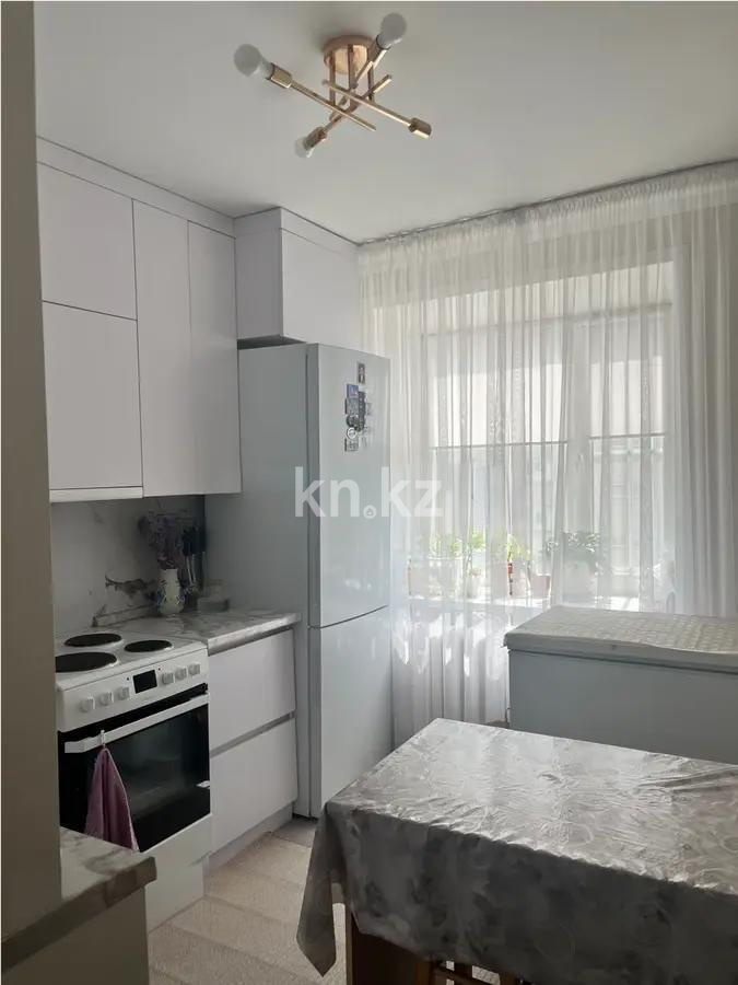 Продажа 3-комнатной квартиры, 77 м², ул. Азербаева, дом  6/4 в Астане - фото 4