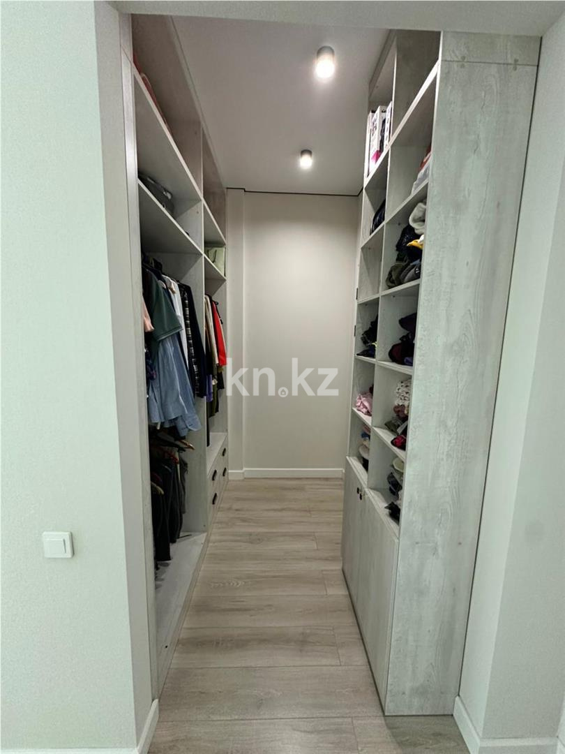 Продажа 4-комнатной квартиры, 110 м², ул. Казыбек би - Продажа земельных участков в Уральске фото 15 из 19