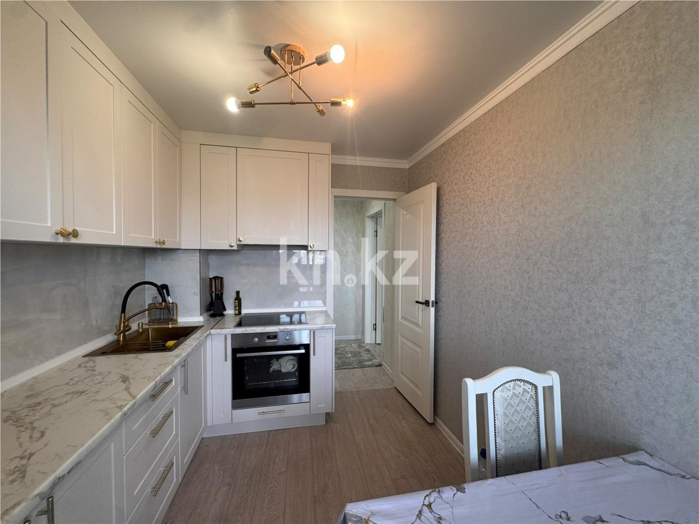 Продажа 2-комнатной квартиры, 50 м² - Продажа двухкомнатных квартир в кирпичном доме в Казахстане - страница 4 фото 6 из 13
