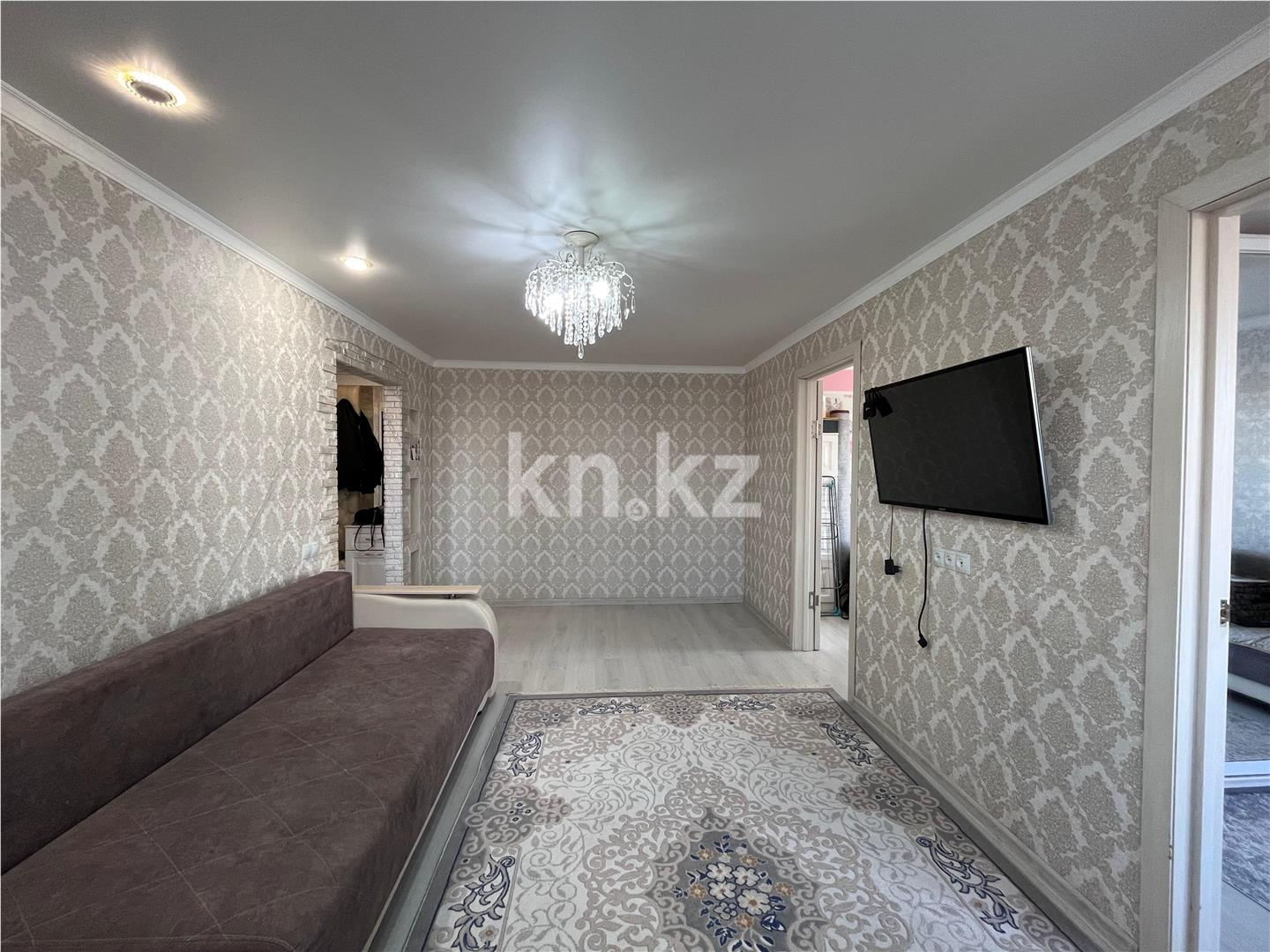 Продажа 3-комнатной квартиры, 48 м², мкр-н Восток-1 в Караганде - фото 2