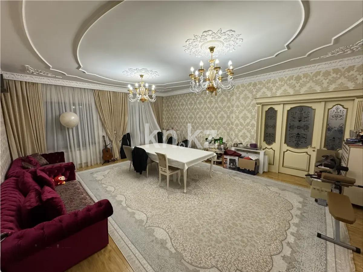Продажа 4-комнатной квартиры, 210 м² - Продажа четырехкомнатных квартир от собственников в Астане фото 1 из 8