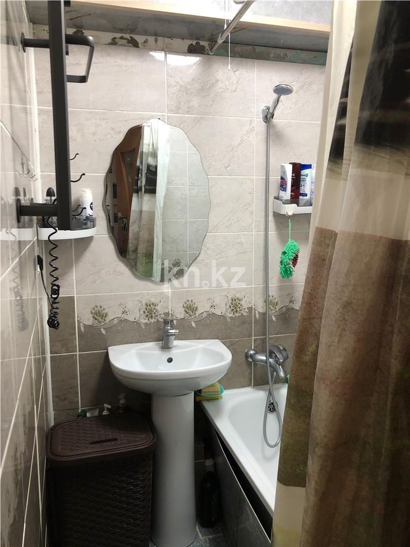 Продажа 4-комнатной квартиры, 61 м², мкр-н 11а в Караганде - фото 9