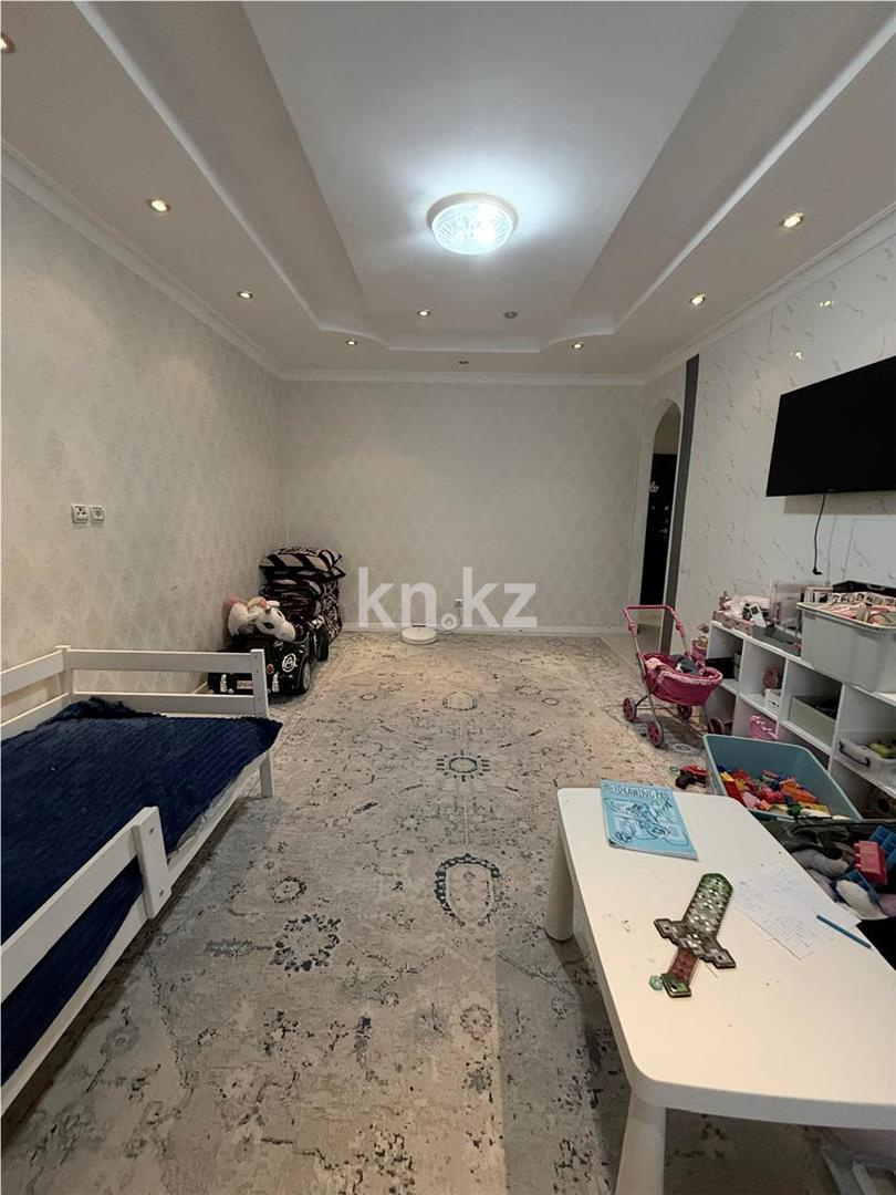 Продажа 3-комнатной квартиры, 76 м² - Продажа квартир в Караганде фото 1 из 13