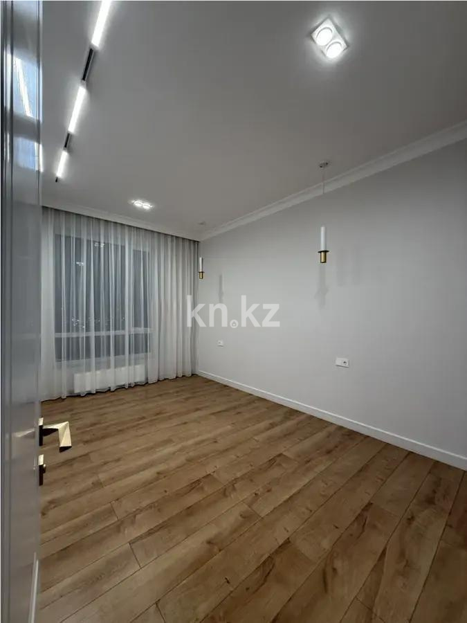 Продажа 2-комнатной квартиры, 61 м², ул. Нажимеденова, дом  28 в Астане - фото 2