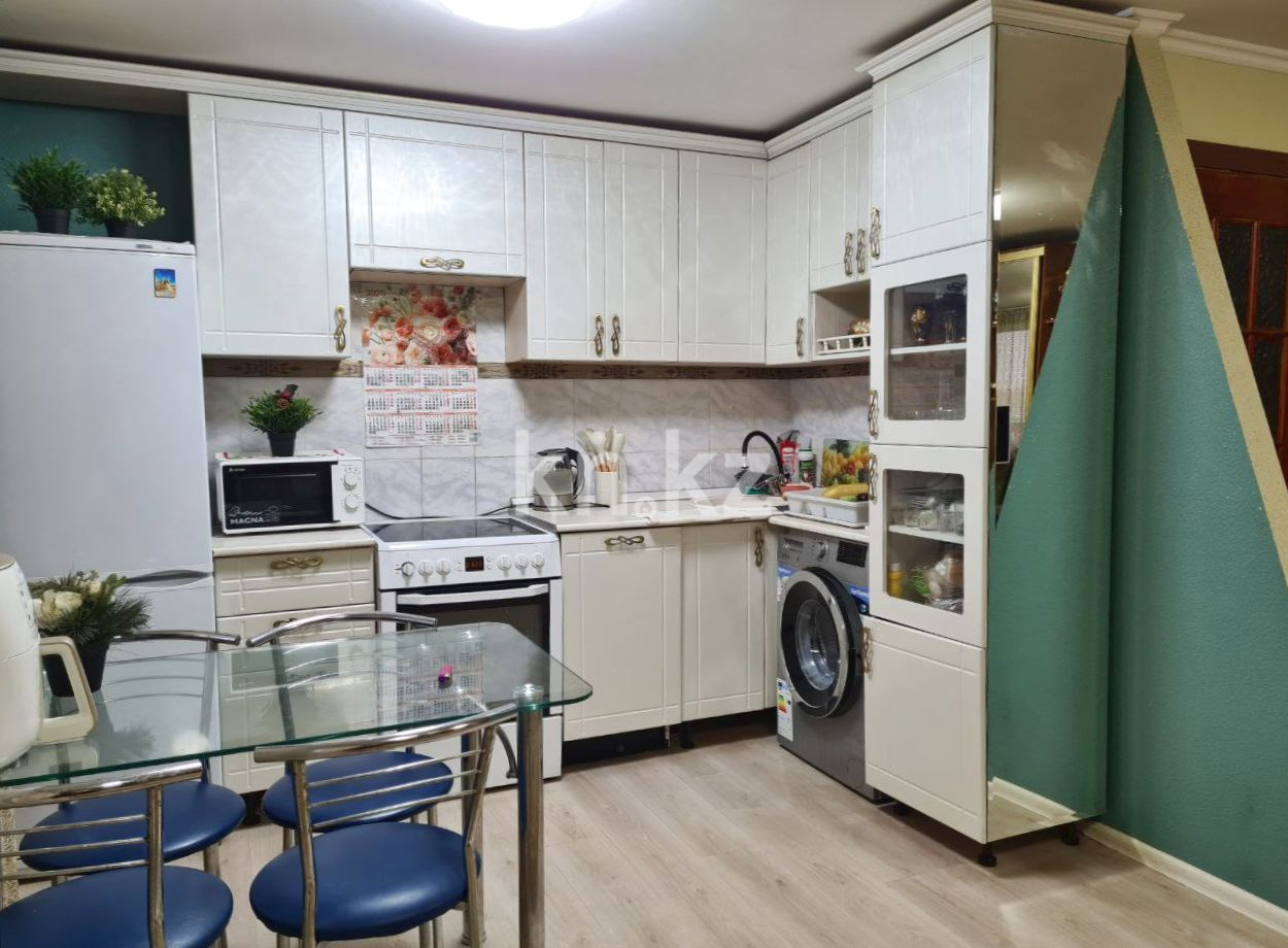 Продажа 3-комнатной квартиры, 63 м², ул. Бажова, дом  339/2 - Продажа и аренда недвижимости в Усть-Каменогорске фото 7 из 25