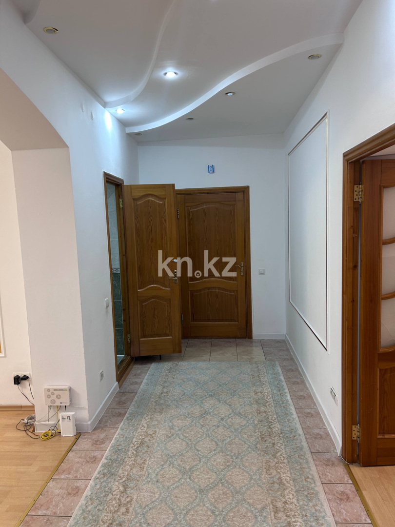 Аренда 8-комнатного дома, 392 м², ул. Акарыс - Аренда домов в Астане фото 19 из 37