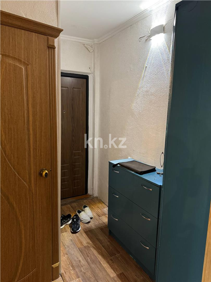 Продажа 2-комнатной квартиры, 45 м², мкр-н 23 - Продажа квартир в Караганде фото 10 из 14