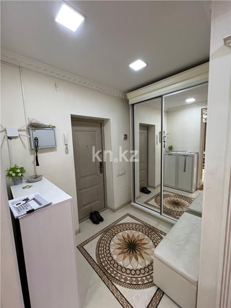 Продажа 3-комнатной квартиры, 105 м², пр. Республики в Караганде - фото 13