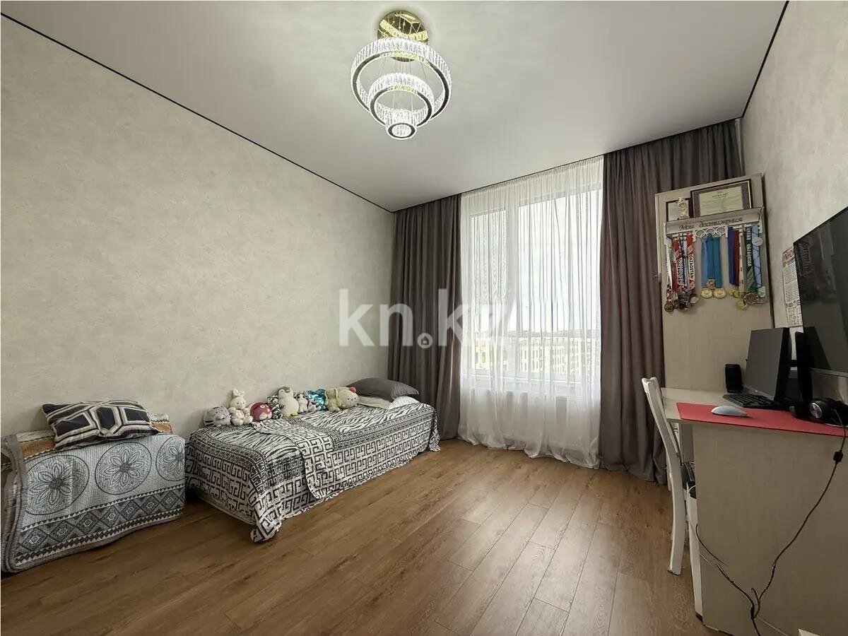 Продажа 1-комнатной квартиры, 40 м² в Астане
