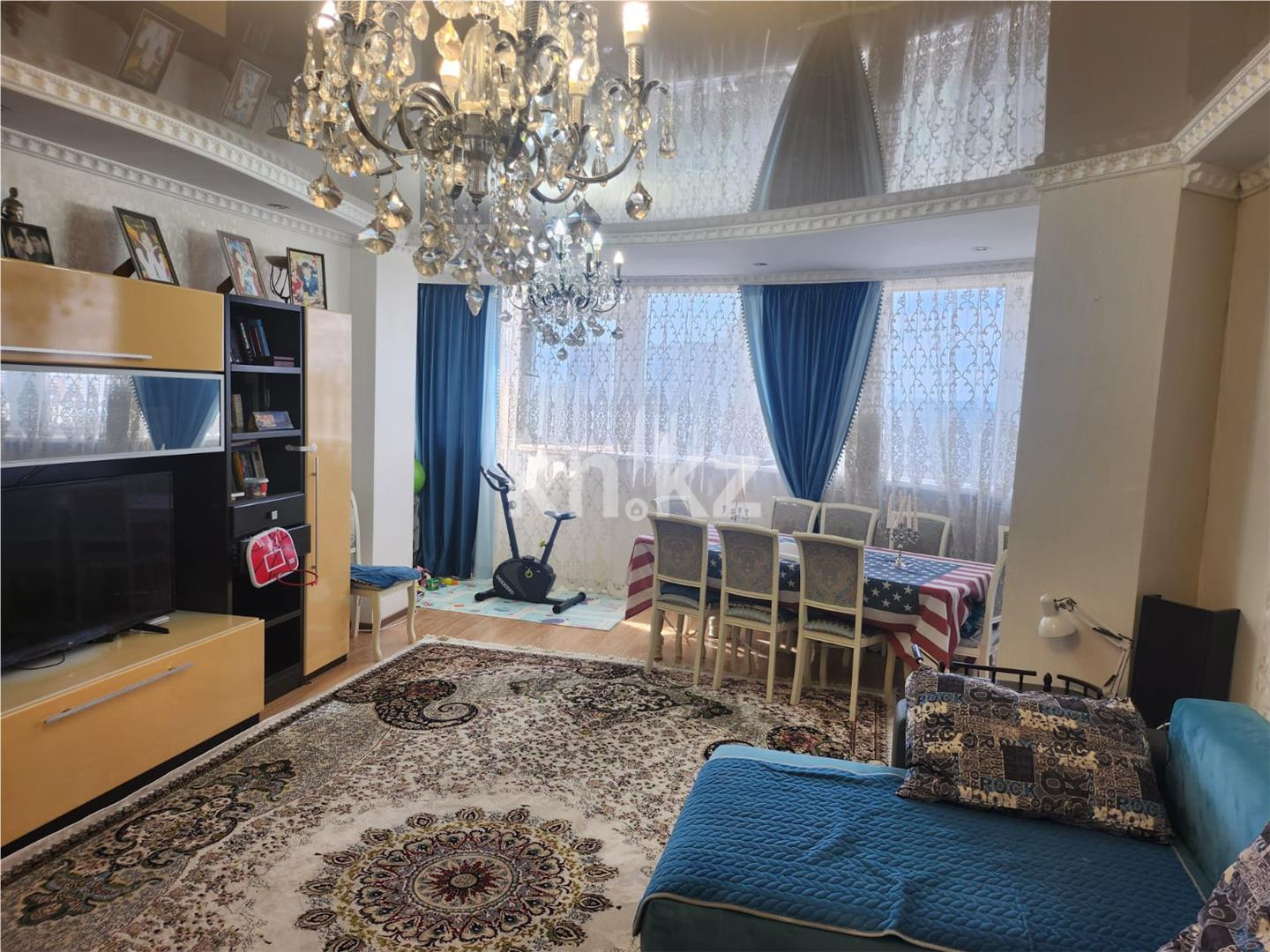 Продажа 4-комнатной квартиры, 140 м², пр. Шахтеров в Караганде - фото 2