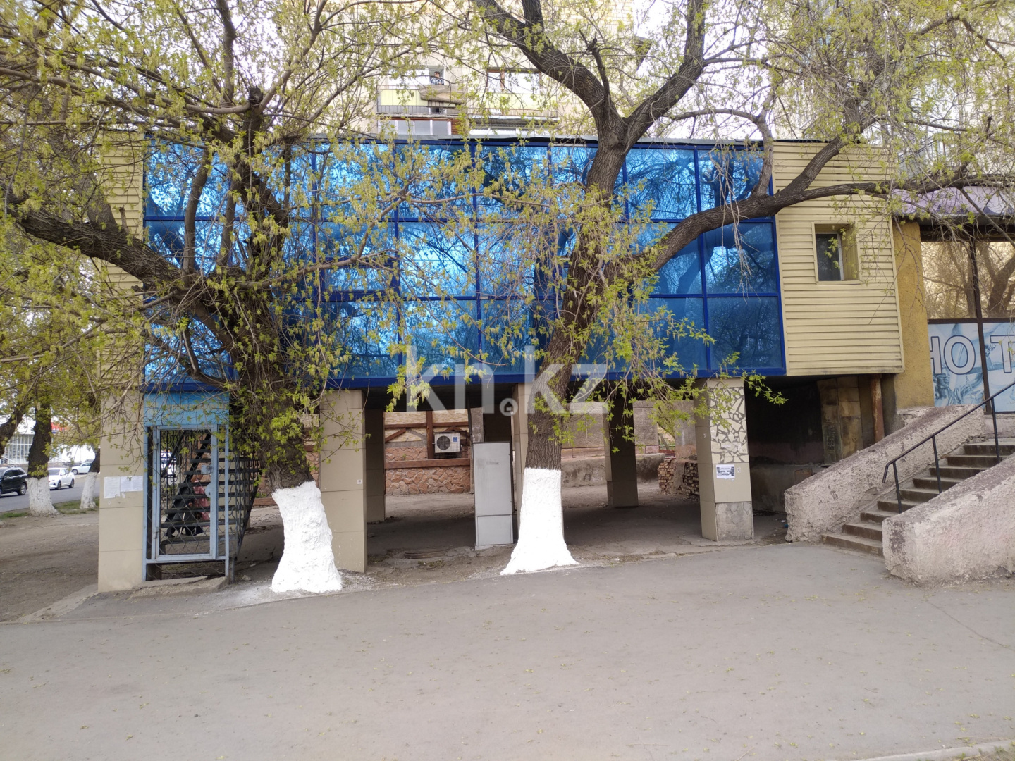 Аренда , пр. Сейфуллина, дом  1/2 - Аренда офисных и торговых помещений в Караганде с фото фото 4 из 9