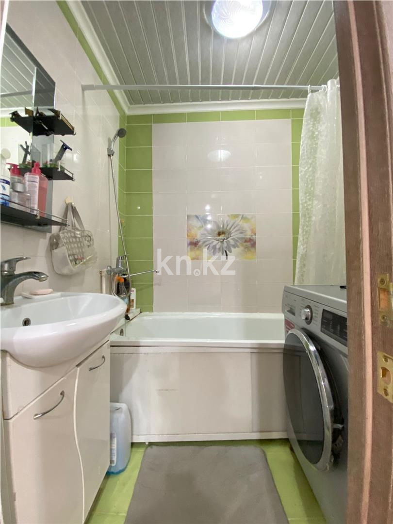 Продажа 3-комнатной квартиры, 64 м² - Продажа квартир в Караганде - страница 2 фото 11 из 12