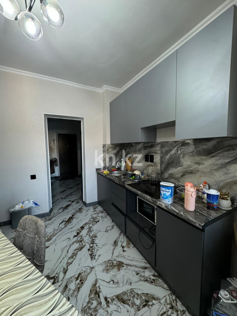 Продажа 3-комнатной квартиры, 71.2 м², пр. Аль-Фараби, дом  12 в Алматы - фото 3