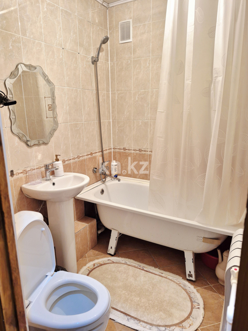 Аренда 1-комнатной квартиры посуточно, 33 м², ул. Мажита Жунисова, дом  179 - Аренда жилой и коммерческой недвижимости в Уральске фото 9 из 9