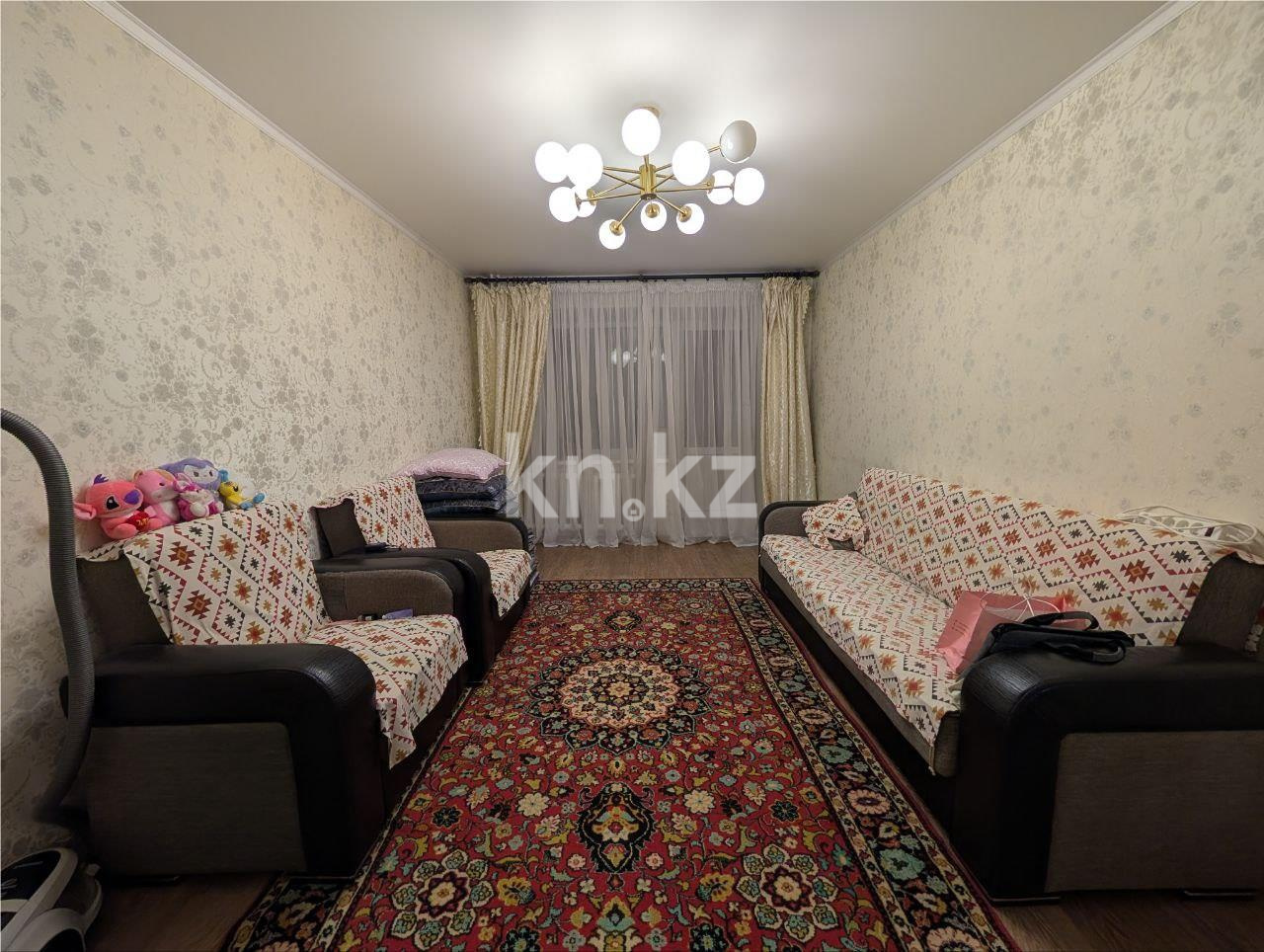 Продажа 2-комнатной квартиры, 50 м², 11 кв-л, дом  15 - Продажа жилой и коммерческой недвижимости в Казахстане фото 1 из 12